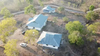  Digital divide - Bosch initiatives to support the bridge building